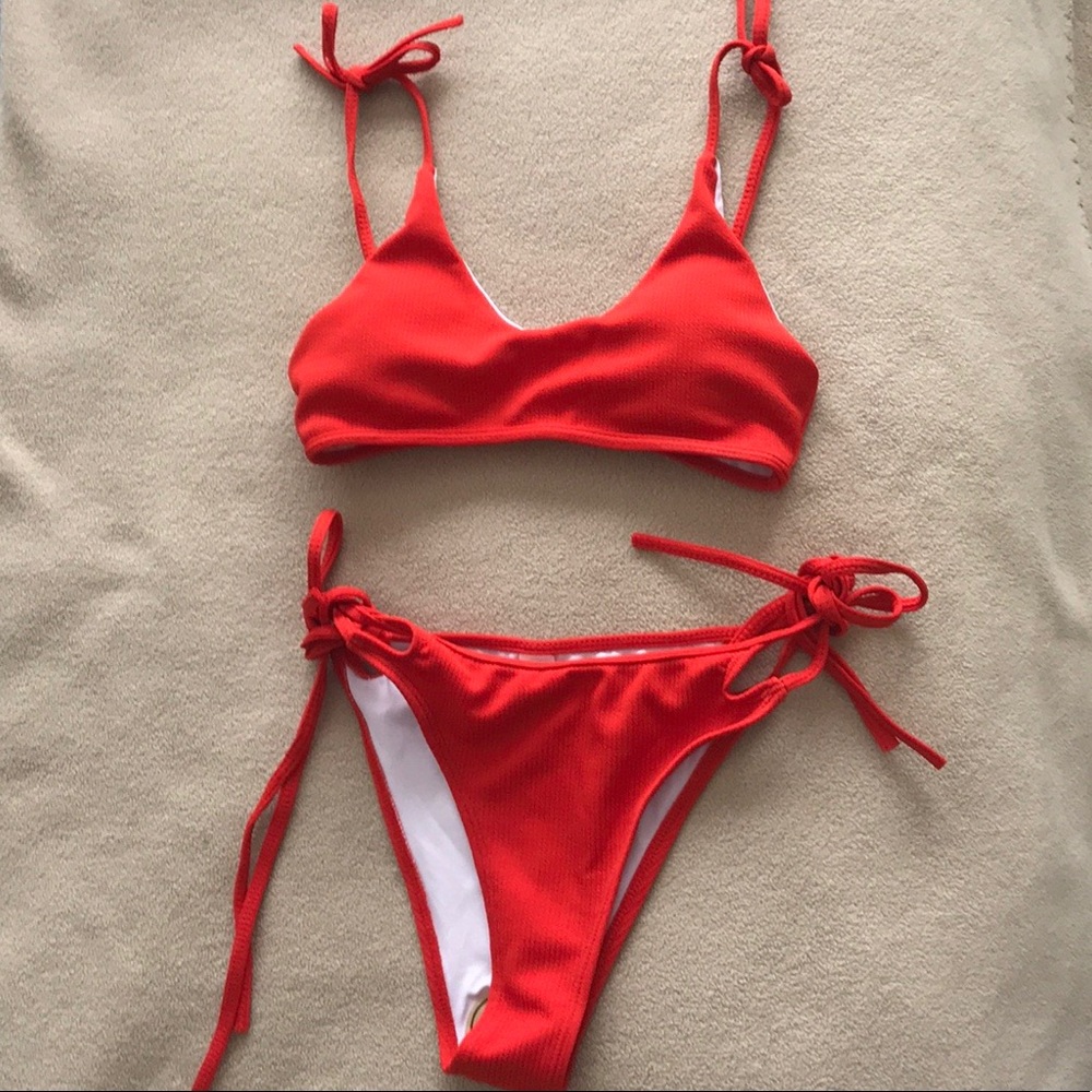 Red 2 piece bikini set